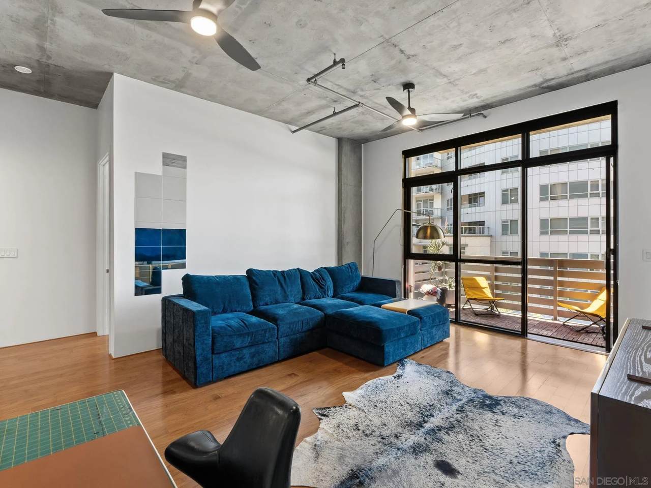 527 10th Ave. - Photo 1