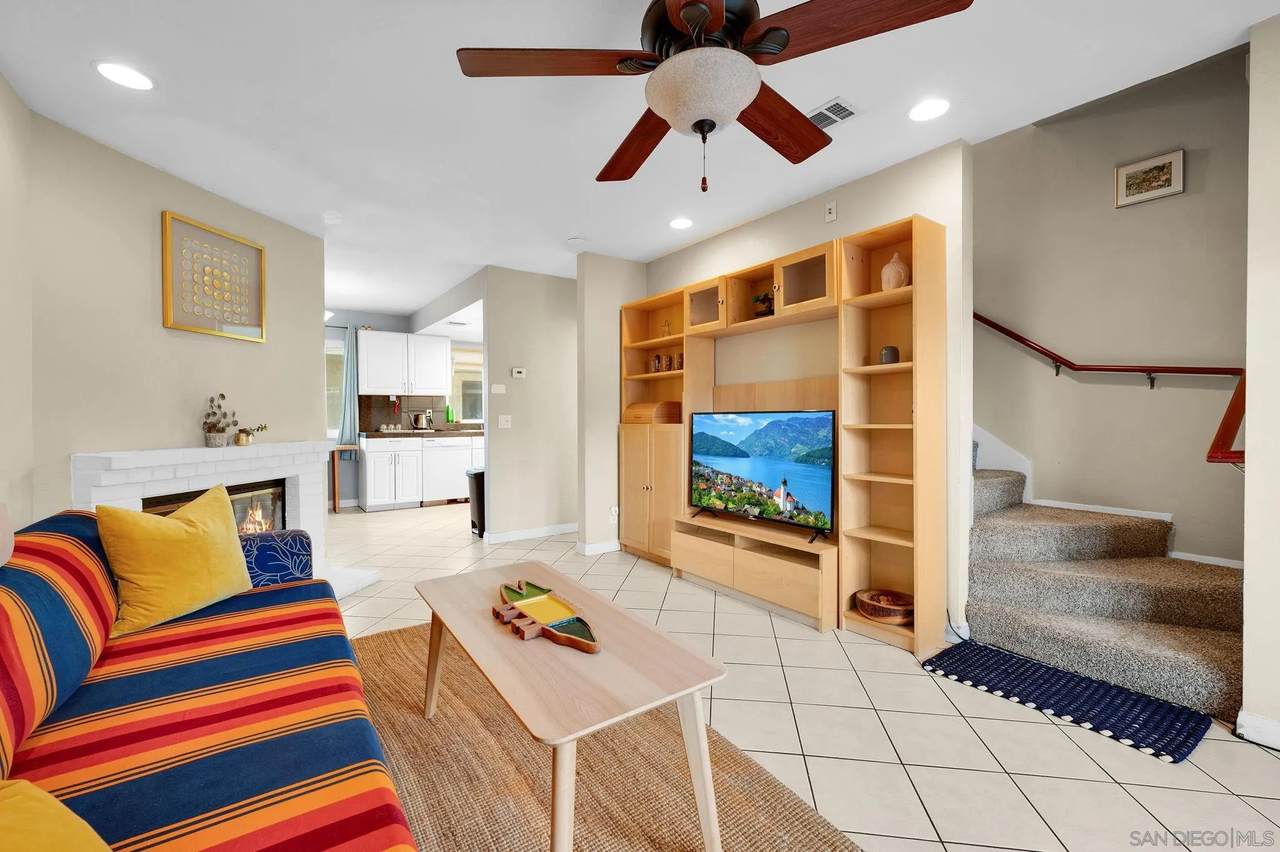 4523 College Way - Photo 1