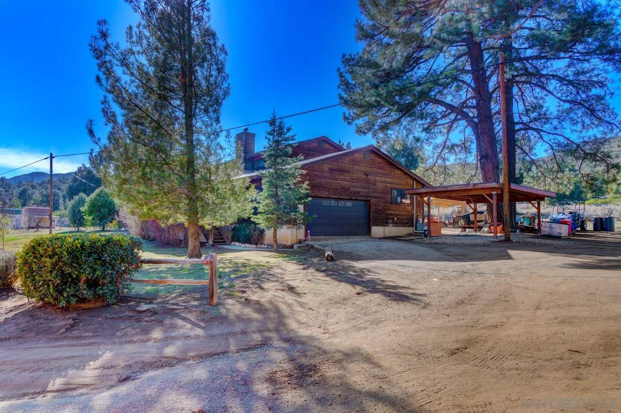8644 Pine Creek Rd. - Photo 1