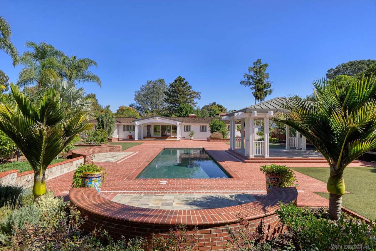 6070 La Jolla Mesa Dr. - Photo 1