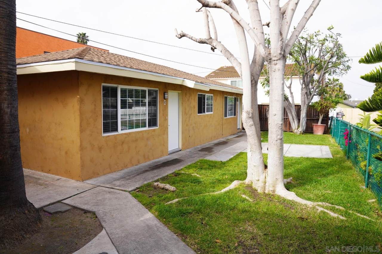 520 Glover Ave - Photo 1