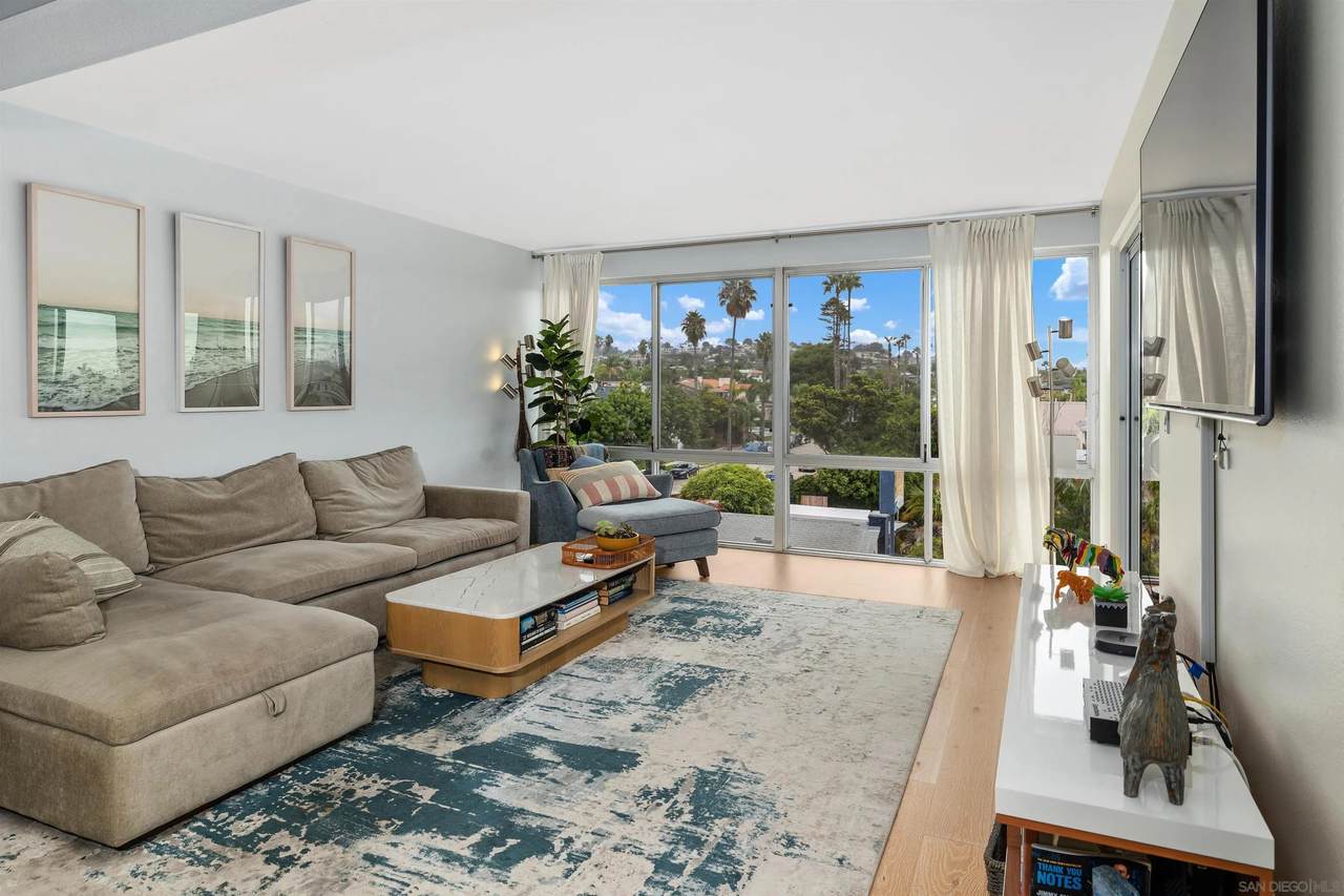 4944 Cass St. - Photo 1