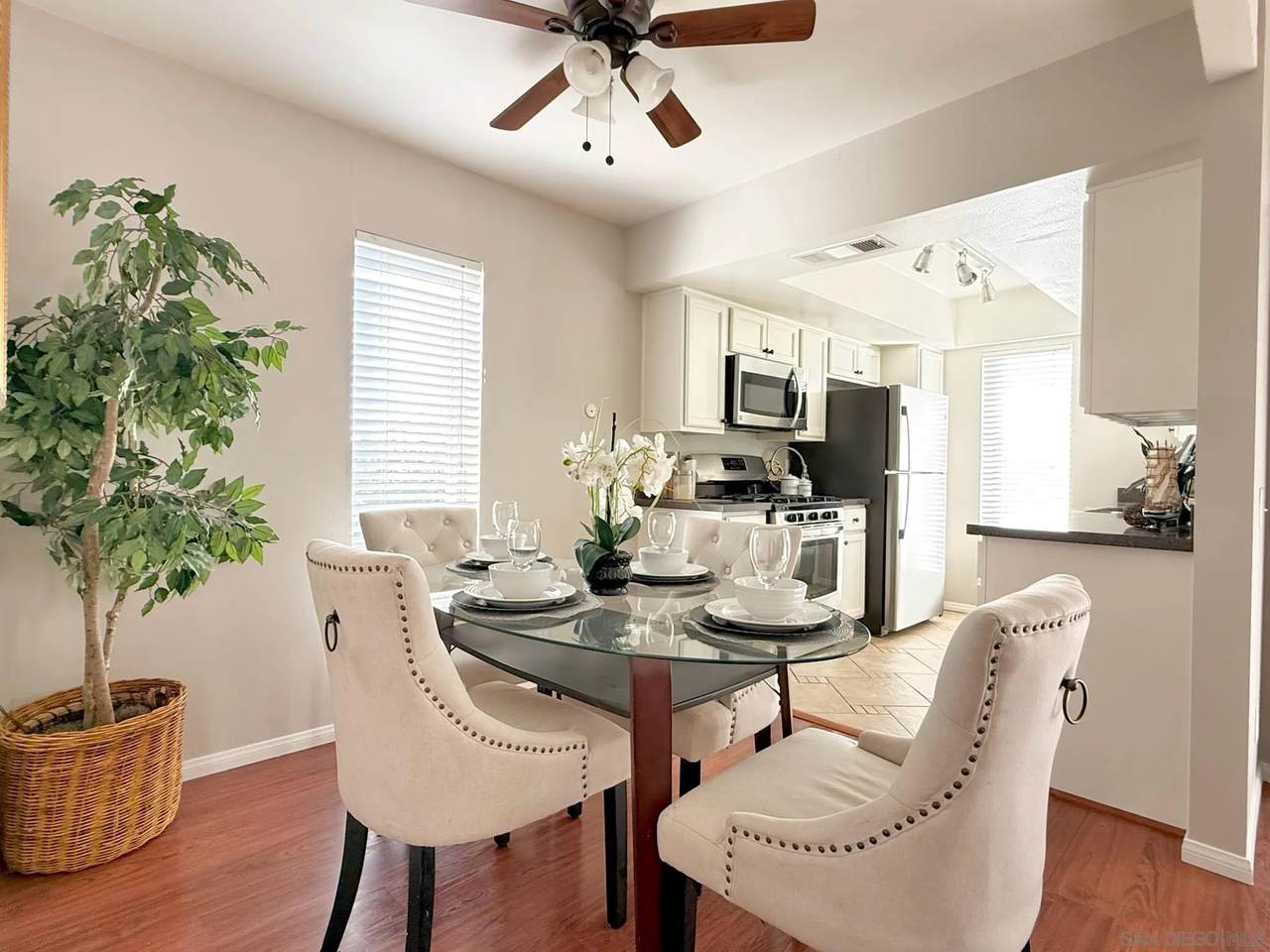 6878 Navajo Rd - Photo 1