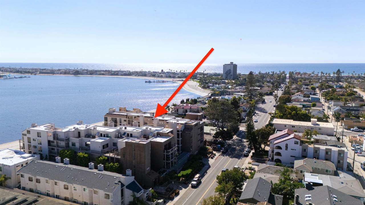 1125 Pacific Beach Dr - Photo 1