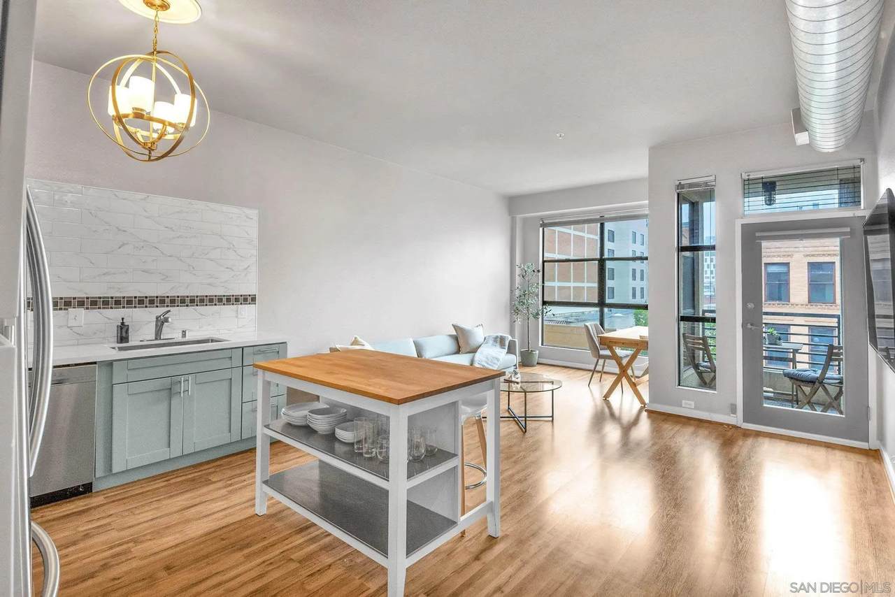 777 6th Ave - Photo 1