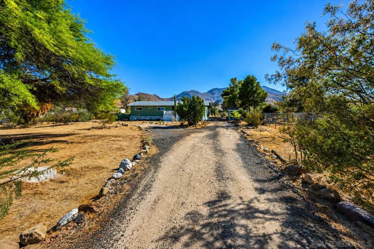 7438 Kickin Horse - Photo 1