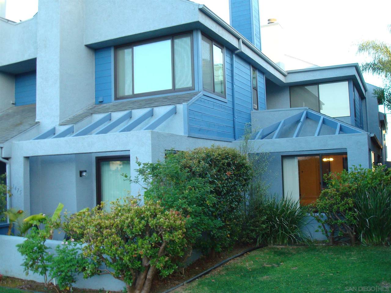 1473 Chalcedony St - Photo 1