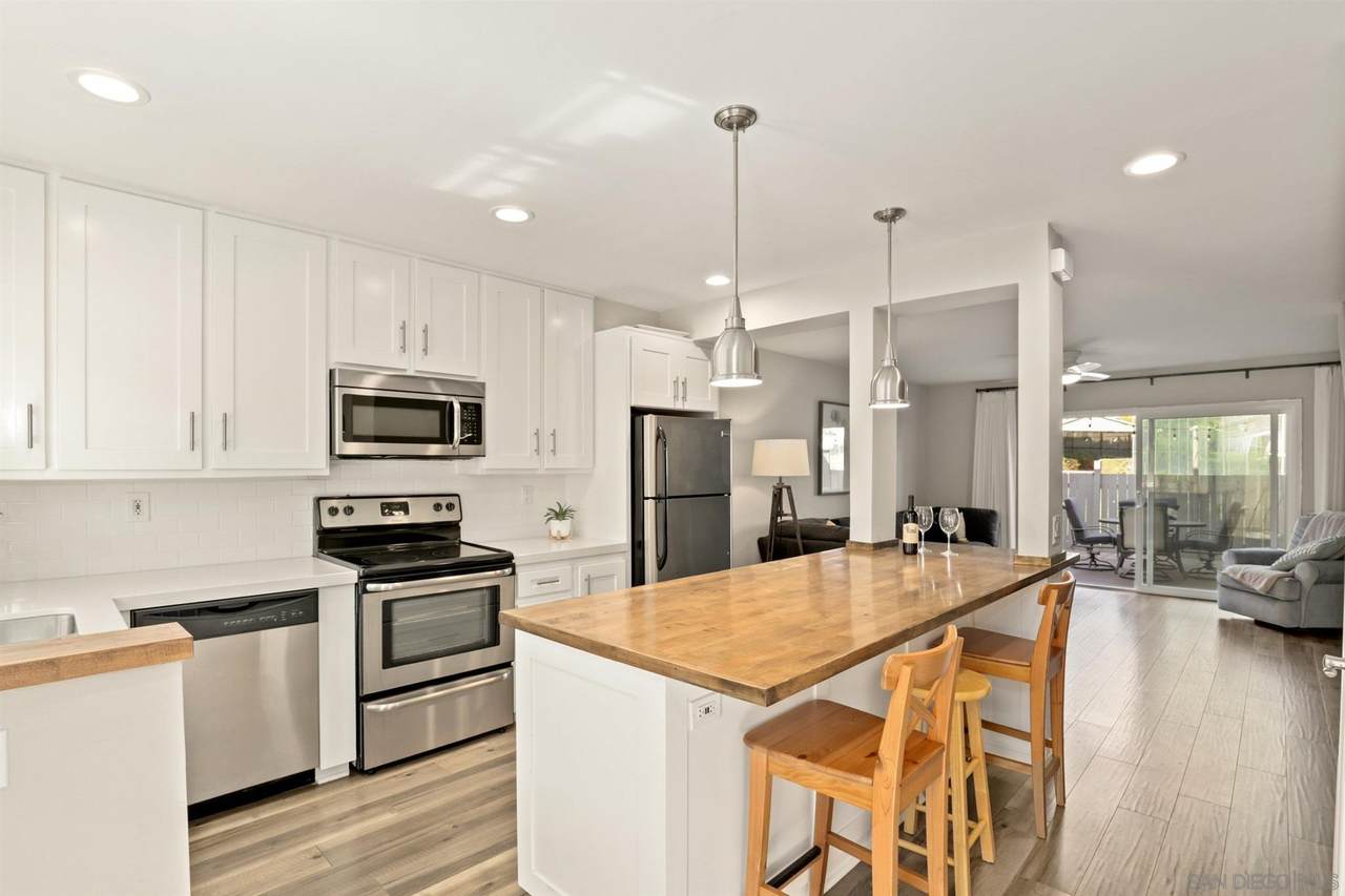 153 Village Green Rd - Photo 1