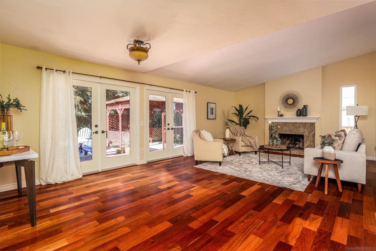 10803 Avenida Catherina - Photo 1