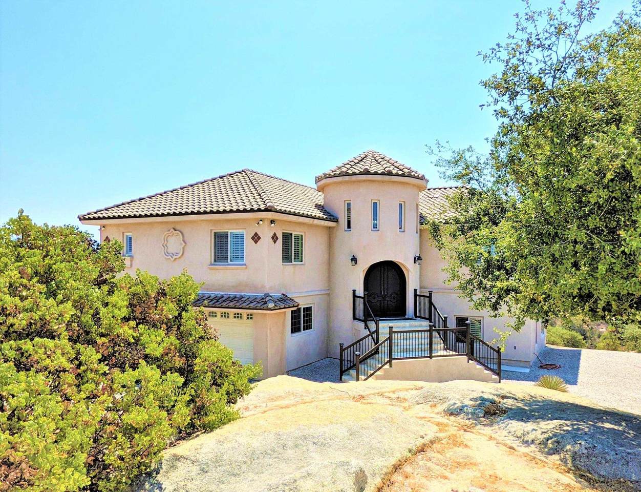 20555 Lost Trail - Photo 1