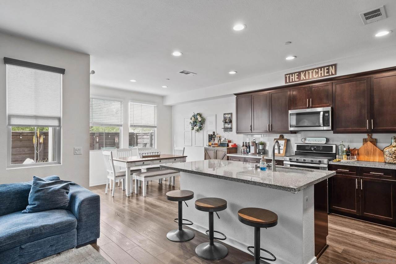 2075 Tango Loop - Photo 1