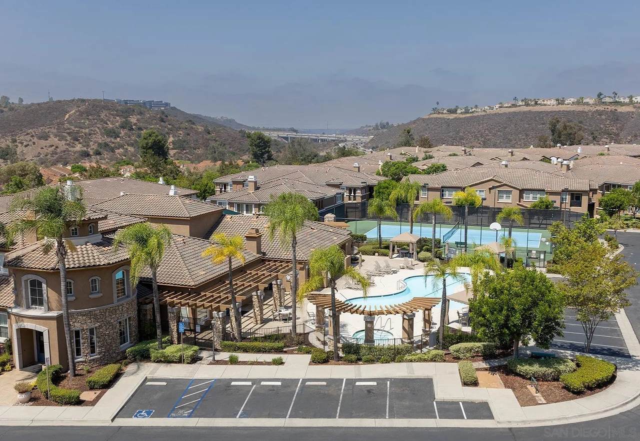 https://bt-photos.global.ssl.fastly.net/sandiego/1280_boomver_6_260005332-1.jpg