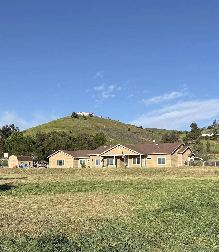 1346 Wilson Rd - Photo 1