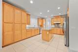 824 Hillcrest Ter - Photo 9