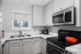 1756 Esssex St - Photo 10