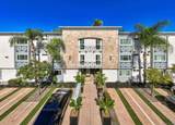 1030 Robinson Ave - Photo 3