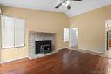1368 Oakleaf Ln - Photo 10