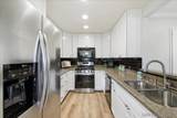 10709 Lisa Meadows Dr Unit B - Photo 11