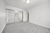 1756 Essex - Photo 15