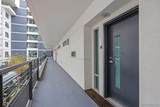 425 W Beech Street - Photo 4