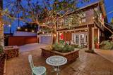 427 Clementine St - Photo 2
