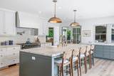 1027 F Ave - Photo 15