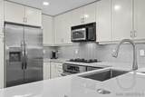 555 Front - Photo 16