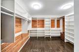 5441 Calvin Avenue - Photo 35