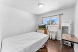 1954 Glenoaks Avenue - Photo 17