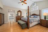11 Riviera - Photo 17