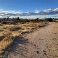 9572 Smith Road - Photo 17