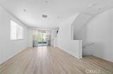 143 Frame - Photo 20