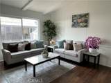 1616 Euclid - Photo 2