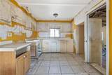 1692 Beverly - Photo 15