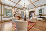 1215 Wentworth - Photo 16