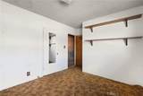 18928 Victory Boulevard - Photo 20