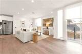 113 Manhattan Place - Photo 20