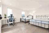 113 Manhattan Place - Photo 40