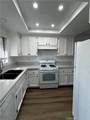 1999 Maple - Photo 3