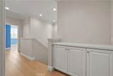 83 Henson - Photo 20