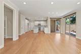 83 Henson - Photo 3
