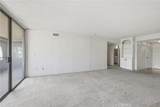 5330 Lindley Avenue - Photo 11