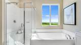 2817 Amberley Privado - Photo 11