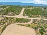 712 Rolling Hills - Photo 8
