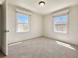 325 Sanders Street - Photo 14