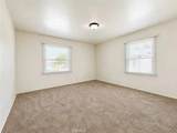325 Sanders Street - Photo 18