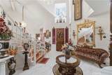 933 La Salle Circle - Photo 10