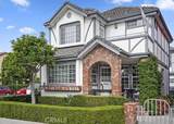 498 Park Ave - Photo 1