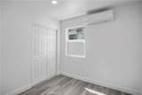 1021 Columbia - Photo 8