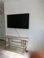 8561 Orion Av - Photo 3